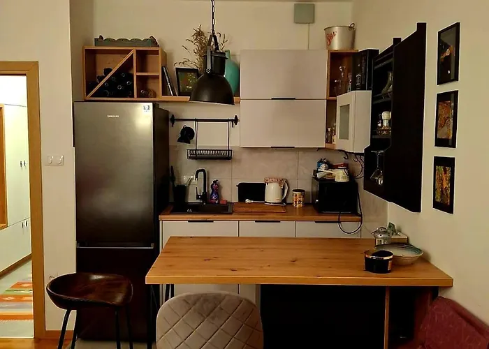 Apartment Harmonija 7 *